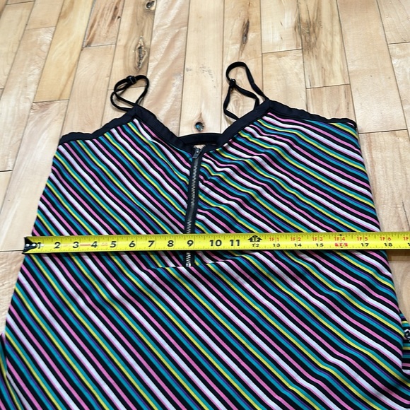 Roxy Tank Top - Picture 7 of 8